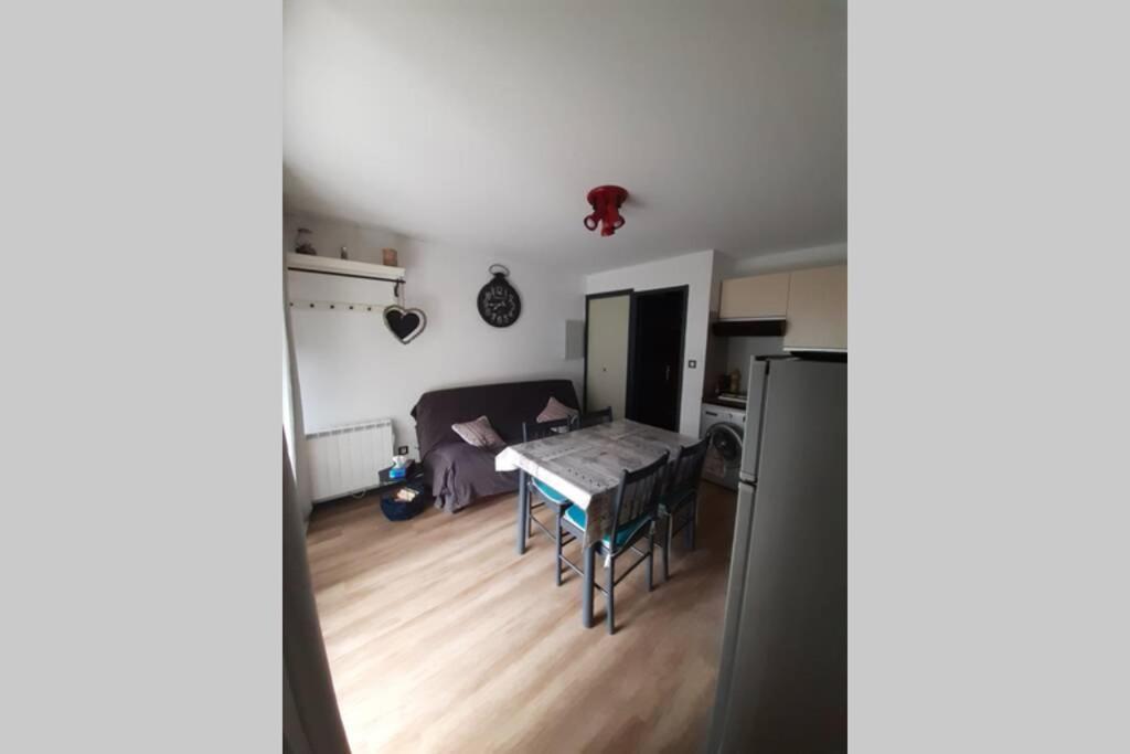 T2 En Rdc Avec Terrasse Apartment *